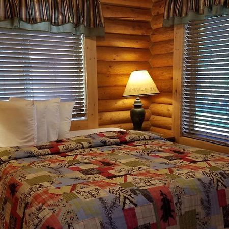 High Country Lodge And Cabins Пагоса-Спрингс Экстерьер фото