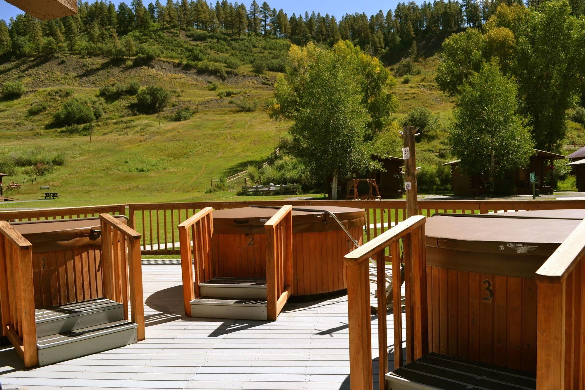 High Country Lodge And Cabins Пагоса-Спрингс Экстерьер фото